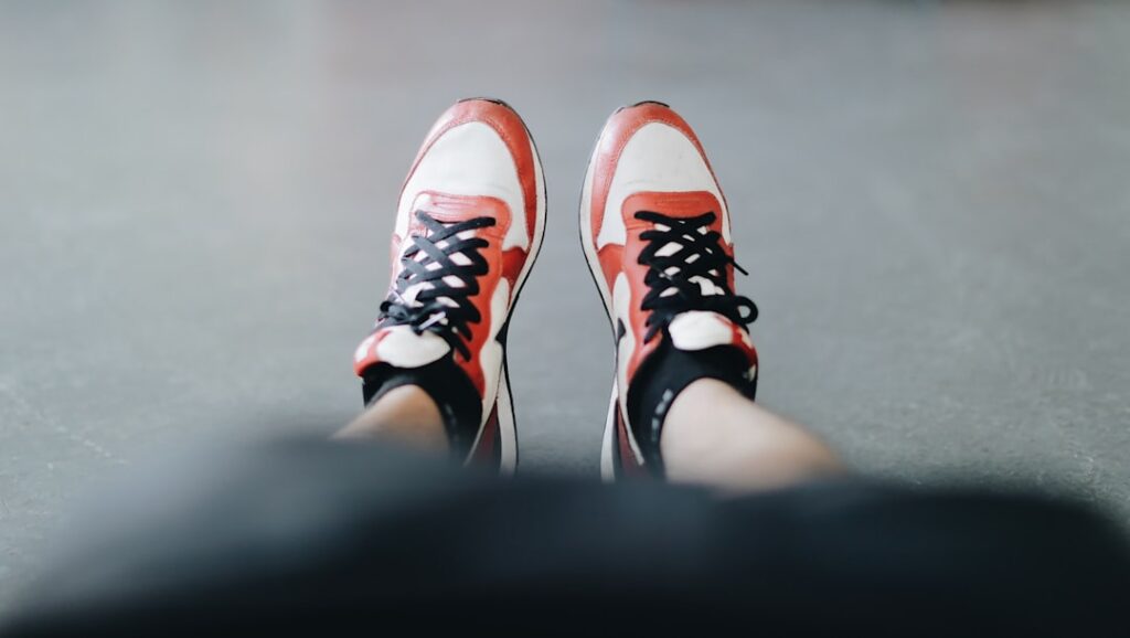 ナイキ Air Zoom Huarache 2K4 ニックスカラー復刻