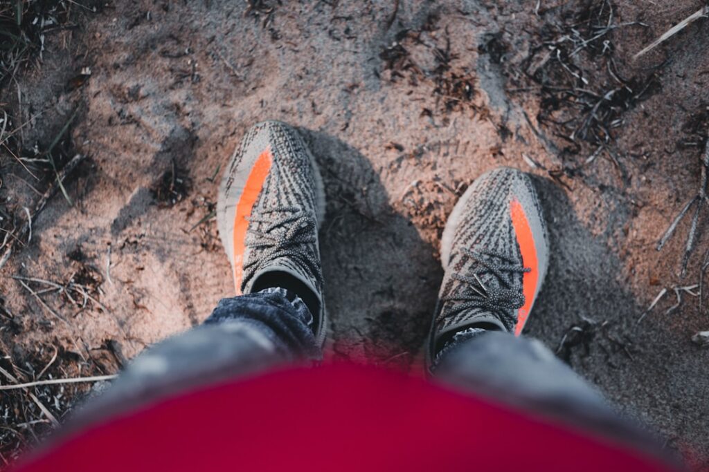 adidas×SATISFY新作ランニングシューズ発売