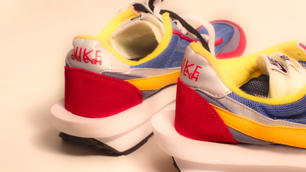 アシックス GEL-KAYANO 12.1新作発売