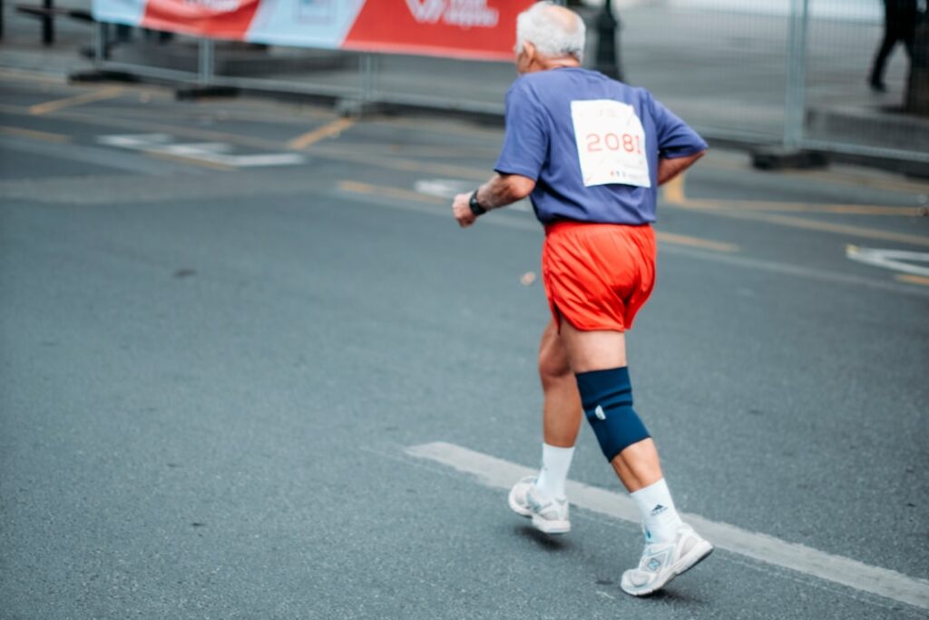 マラソン優勝シューズ2026相場急騰