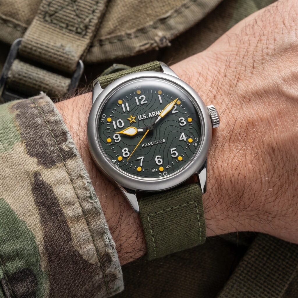 Luminox ガンメタル新作、売上の一部をネイビーシール財団に寄付