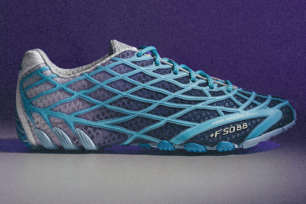 Bad Bunny×adidas F50 Ghost Sprint、7月にダークマリンで発売