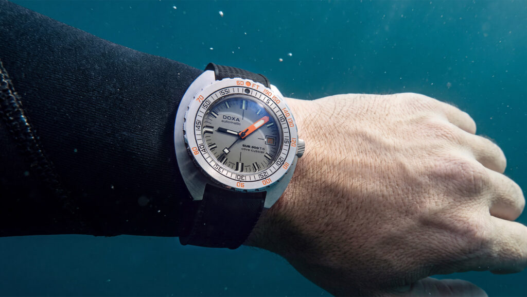 サルトリー・ビラード SB04-E、フラットダイアル終焉を告げる立体構造へ