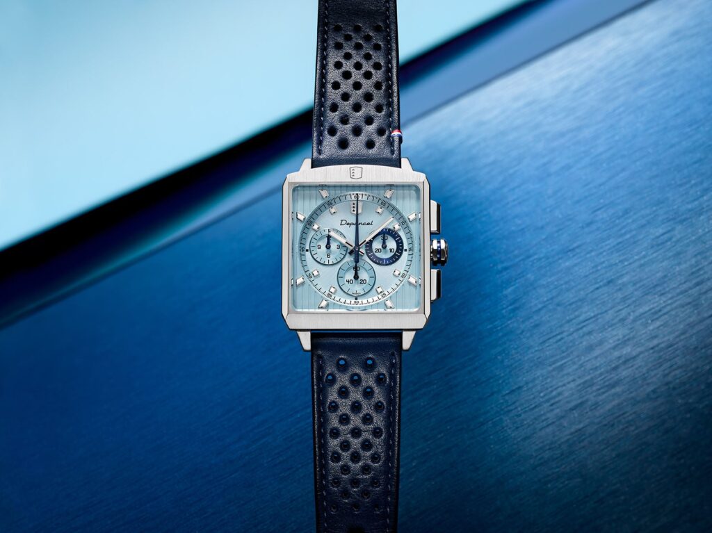 Certina DS Super PH2000M STCとTissot Seastar 2000 44mmの違いを比較