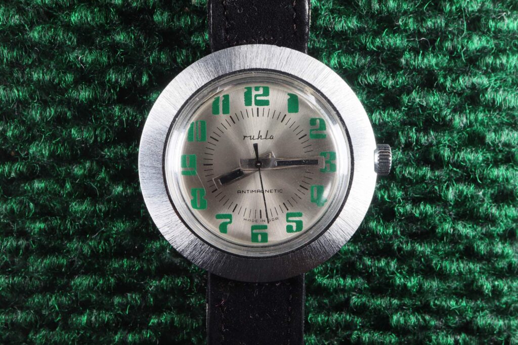 Christopher Ward Twelve 36 (Ti)の価格・国内販売・相場情報まとめ