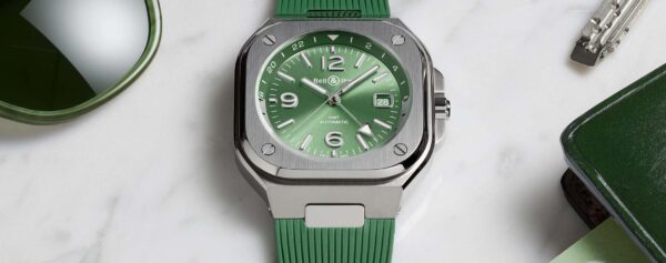 Urban JürgensenのUJ-2とは？洗練された時間表示の高級腕時計