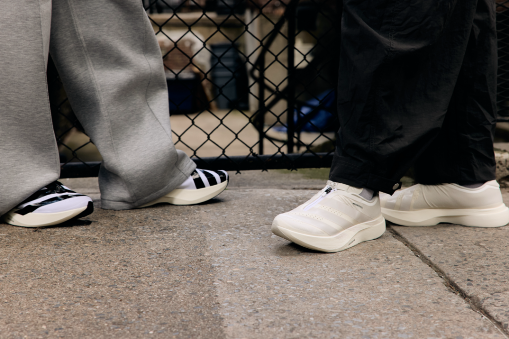 adidas Adizero EVO SL Zipとは？発売時期・価格・国内販売情報まとめ