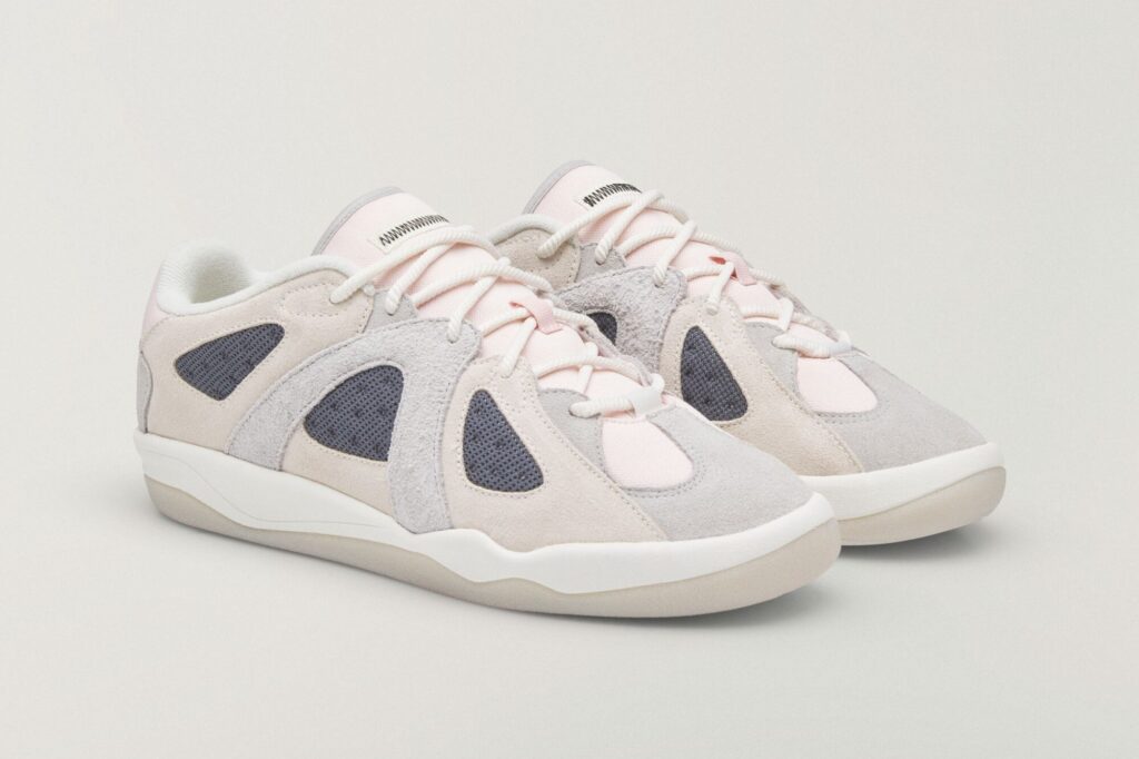 adidas × Bad Bunny BadBo 1.1 “Chalk White”とは？発売日・価格・国内展開まとめ